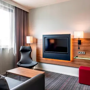 Hotel Moxy Milan Linate Airport, Segrate