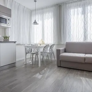 Italianway-cadorna 10a Flat Milano