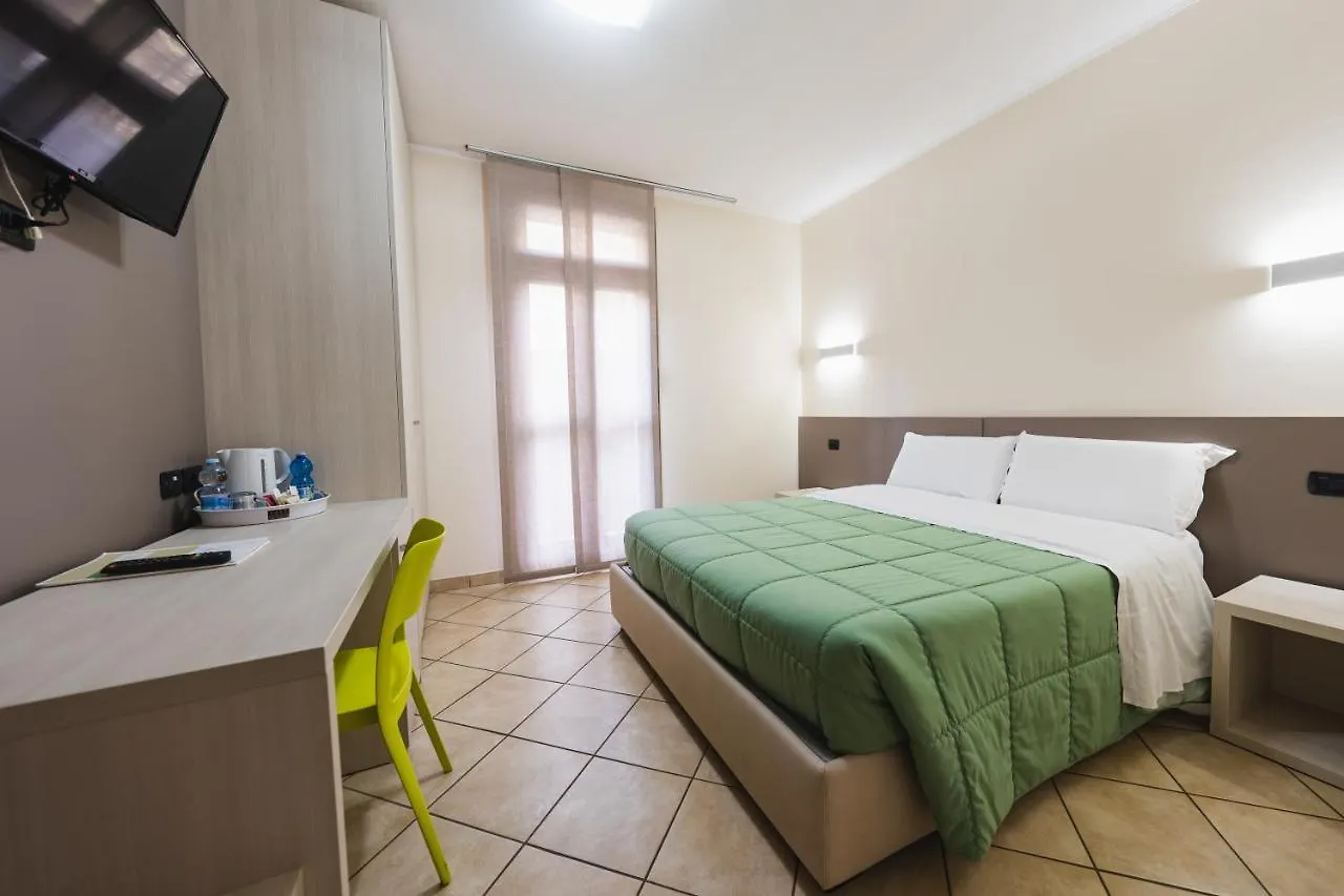 Parini Hotel 3*, Bosisio Parini