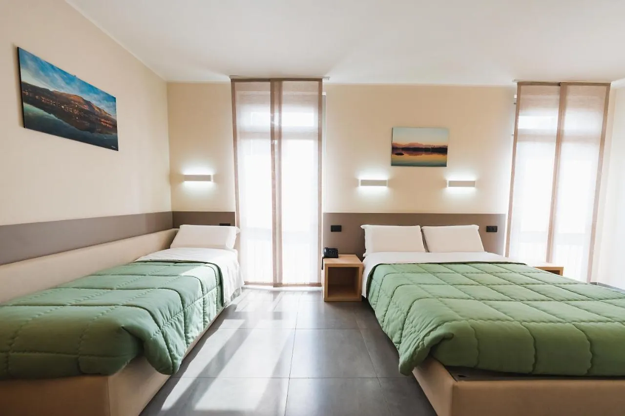 Parini Hotel