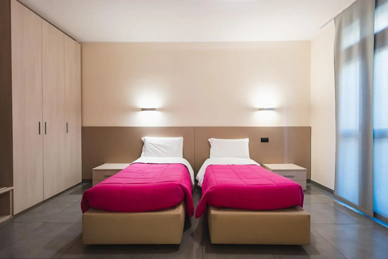 Parini Hotel