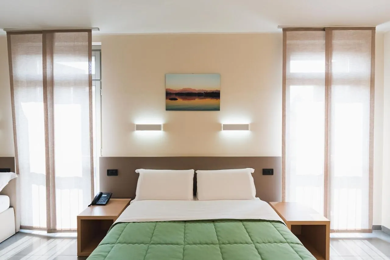 Parini Hotel