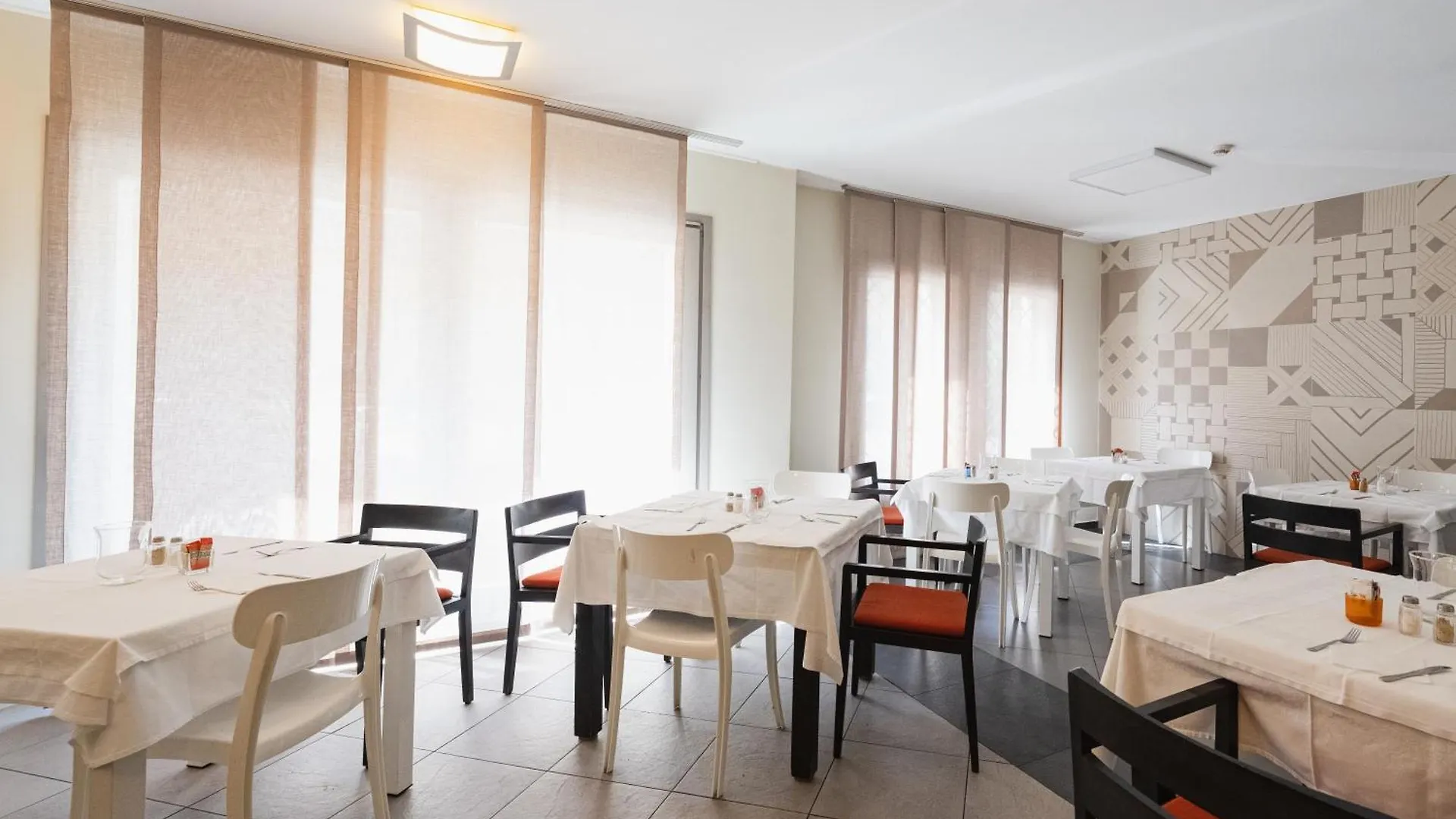 Parini Hotel Italien