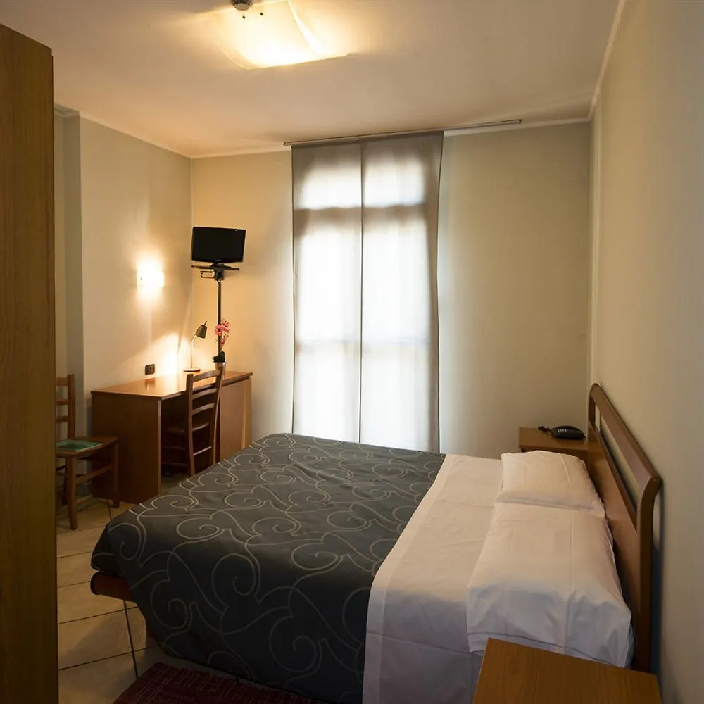 Parini Hotel Bosisio Parini